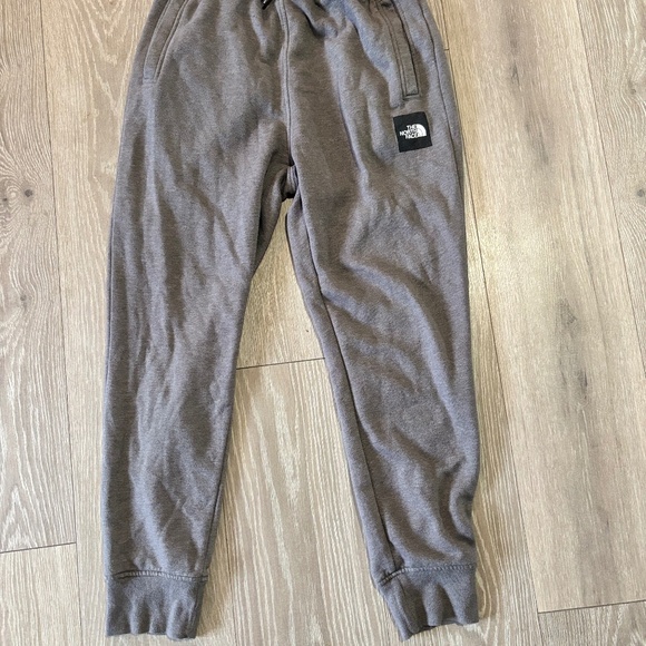The North Face Men’s Joggers Sweatpants Gray Size Small - Picture 1 of 3